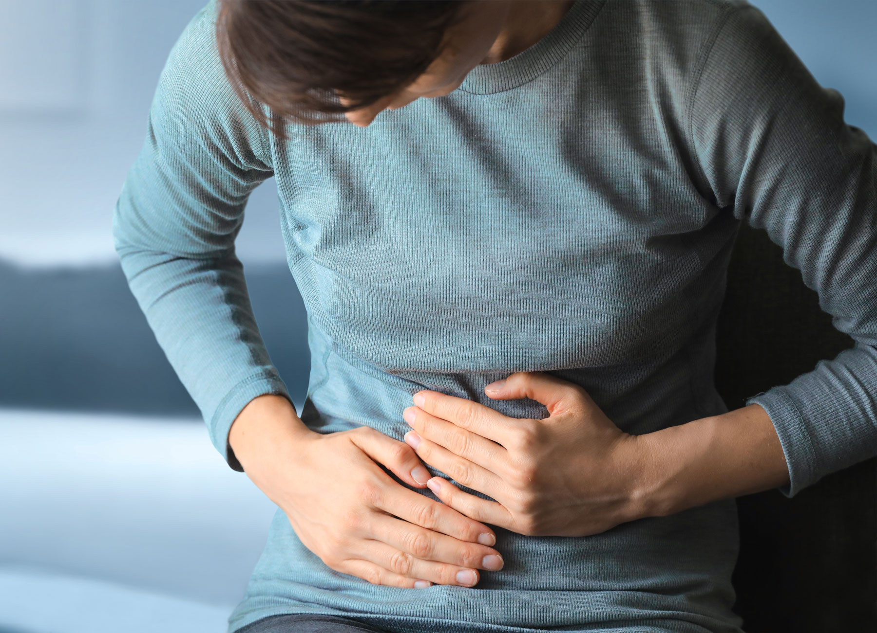 woman stomach pain